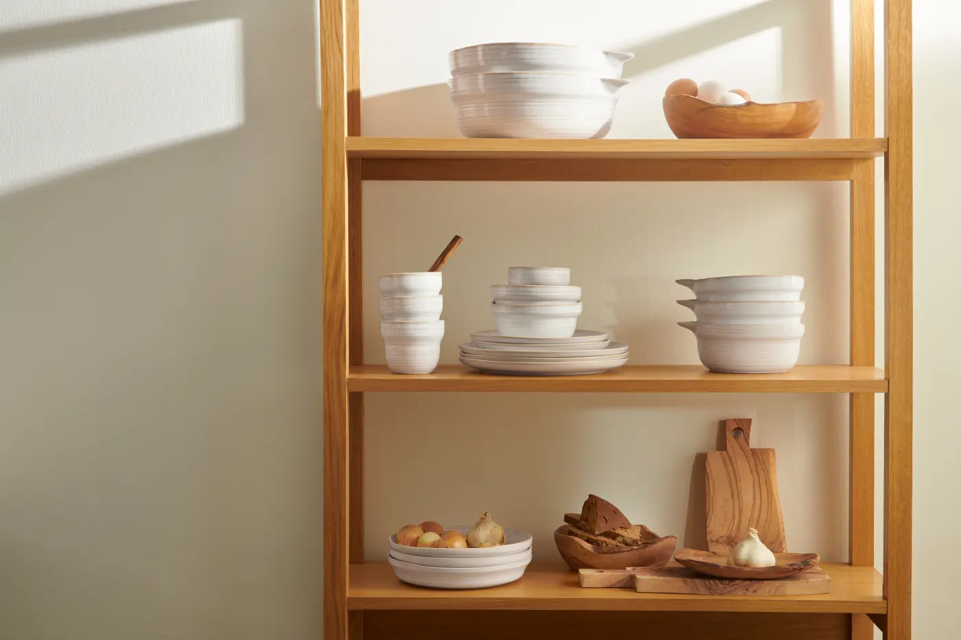 ASA Schale mit Ausgießer manuale oat/weiß ASA Schale mit Ausgießer manuale oat/weiß