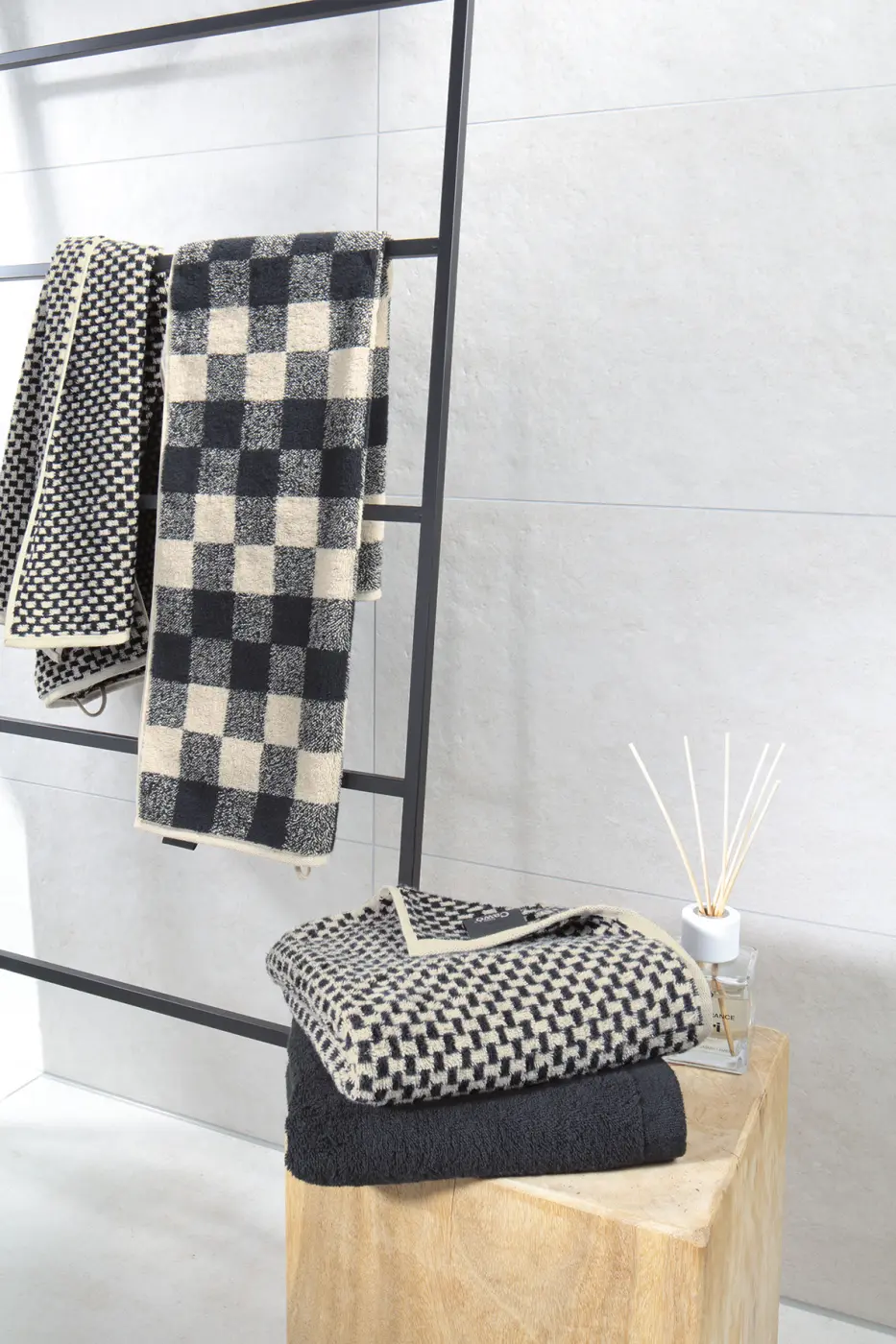 Cawö Handtuch Natural natur-schwarz 50/100 cm