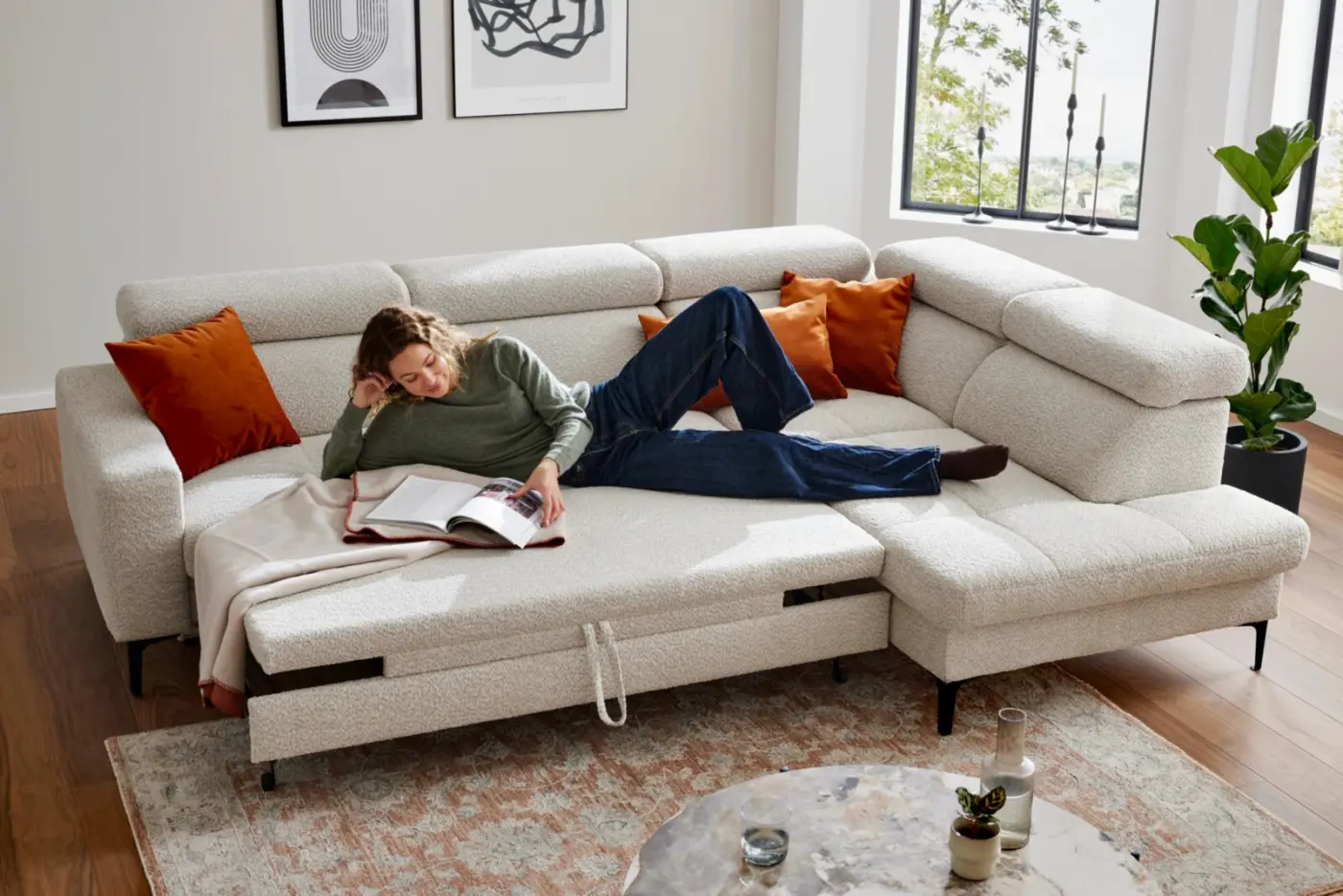 Interliving Wohnlandschaft Serie 4420 mit Funktionen hellbeige ca. 285 x 185 cm 