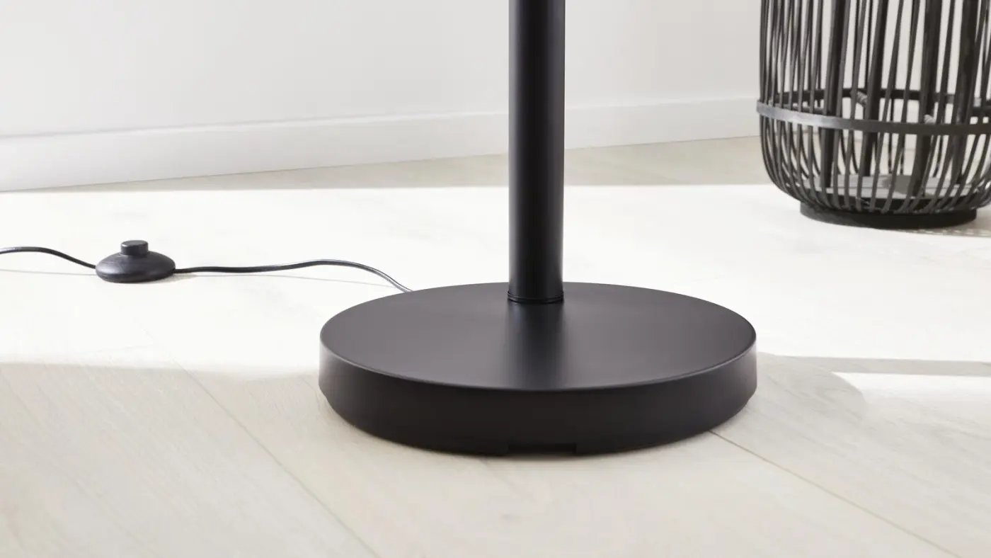 Interliving Stehleuchte IL 9335 Schwarz