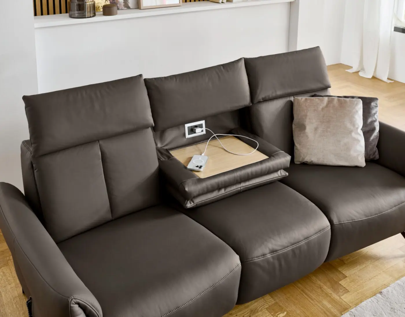 Polsteria  Rundsofa Lola motorische TV-Funktion Evita anthrazit  ca. 218 cm