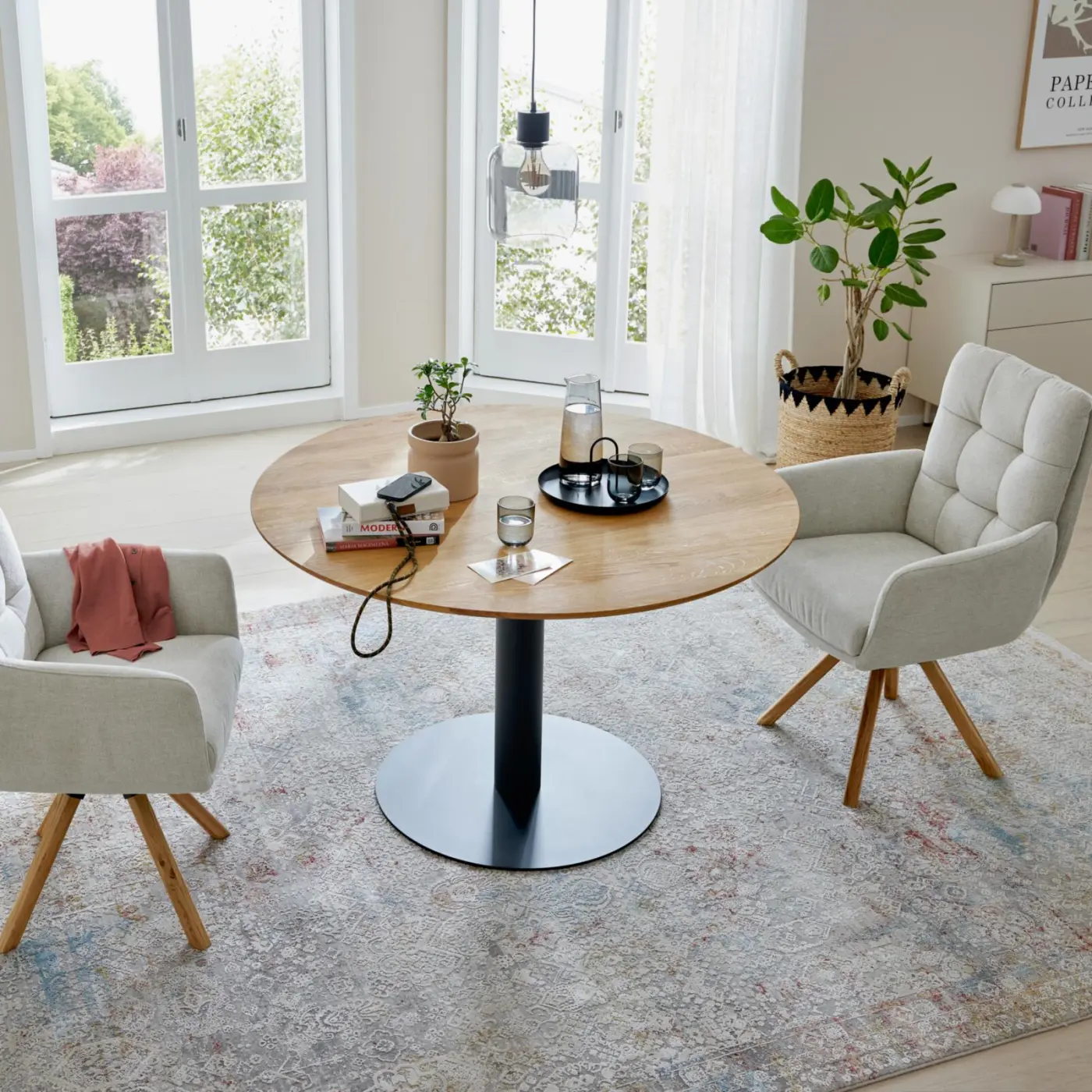 Interliving Esstisch  IL5116 Eiche massiv Ø 125 cm