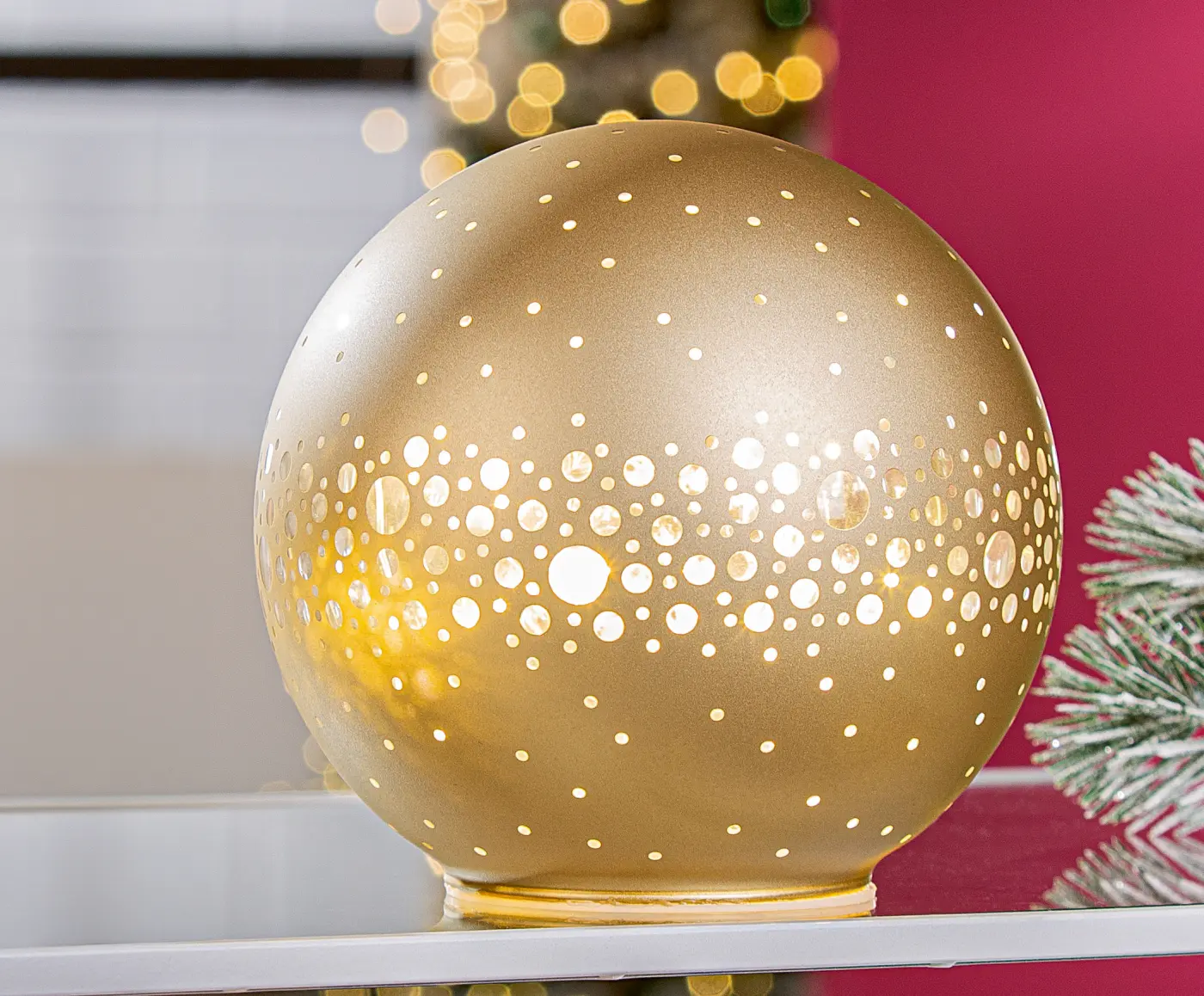 Gilde Handwerk LED-Dekokugel Fiora Glas goldfarben 15 cm