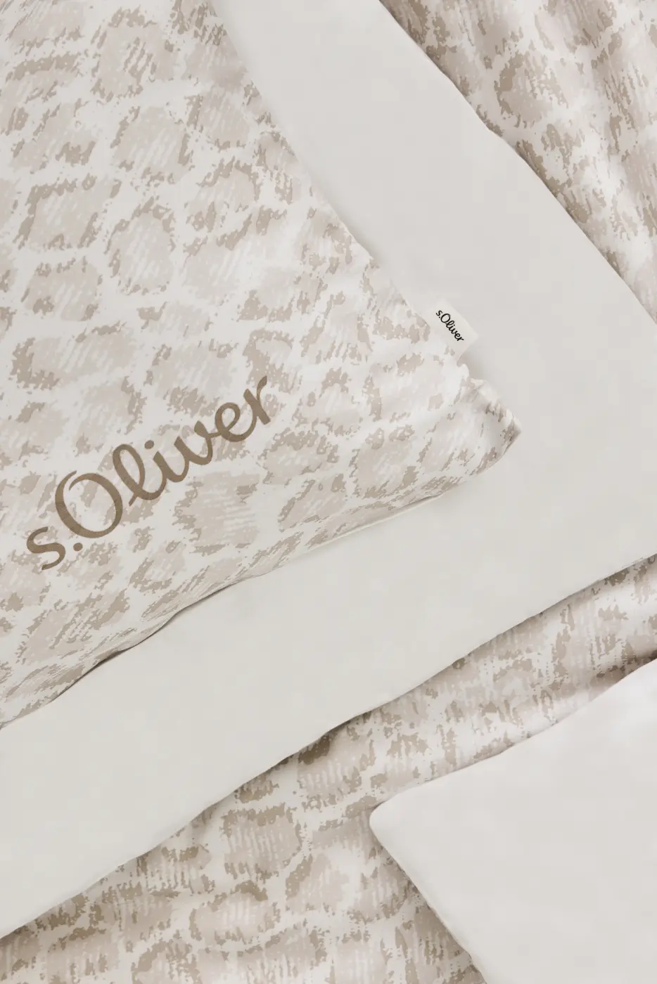 s.Oliver  Satinbettwäsche beige 135 x 200/ 80 x 80 cm 