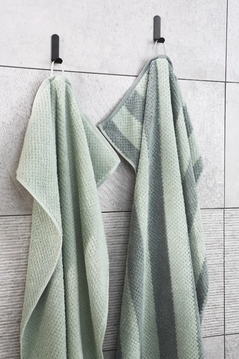 Cawö Duschtuch Pure Streifen mystic green 80/150 cm