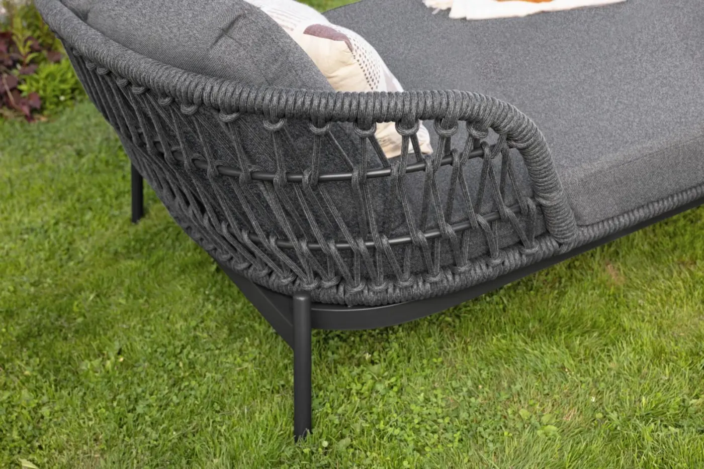 Interliving Doppelliege Serie 7013 anthrazit ca. 163,5 x 148 x 82,5cm
