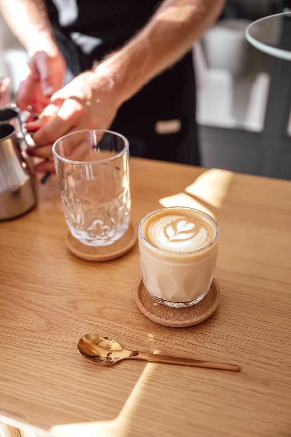 Leonardo 2er Set Kaffeegläser   Gocce transparent 220 ml