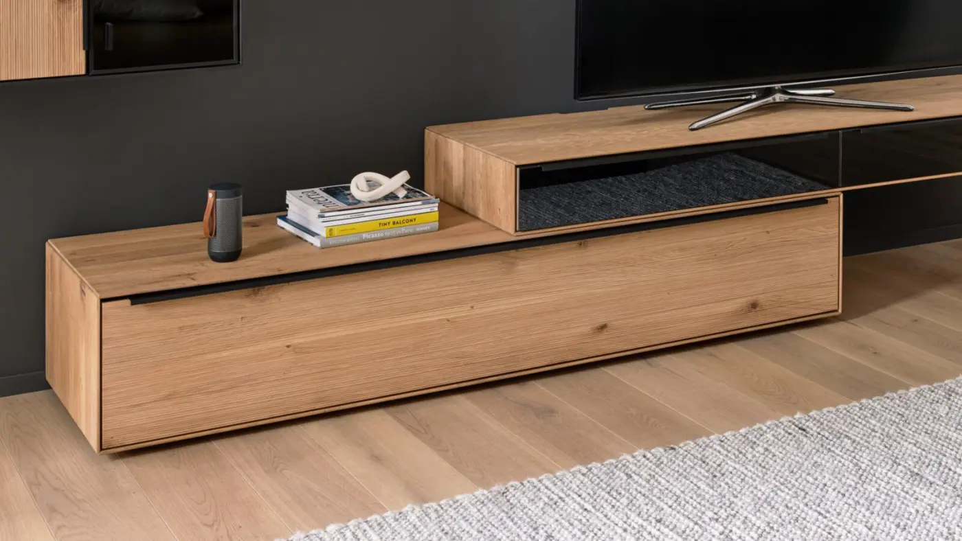 Interliving  Wohnkombination Serie 2033 Asteiche bianco ca.  303 x 191 x 47 cm