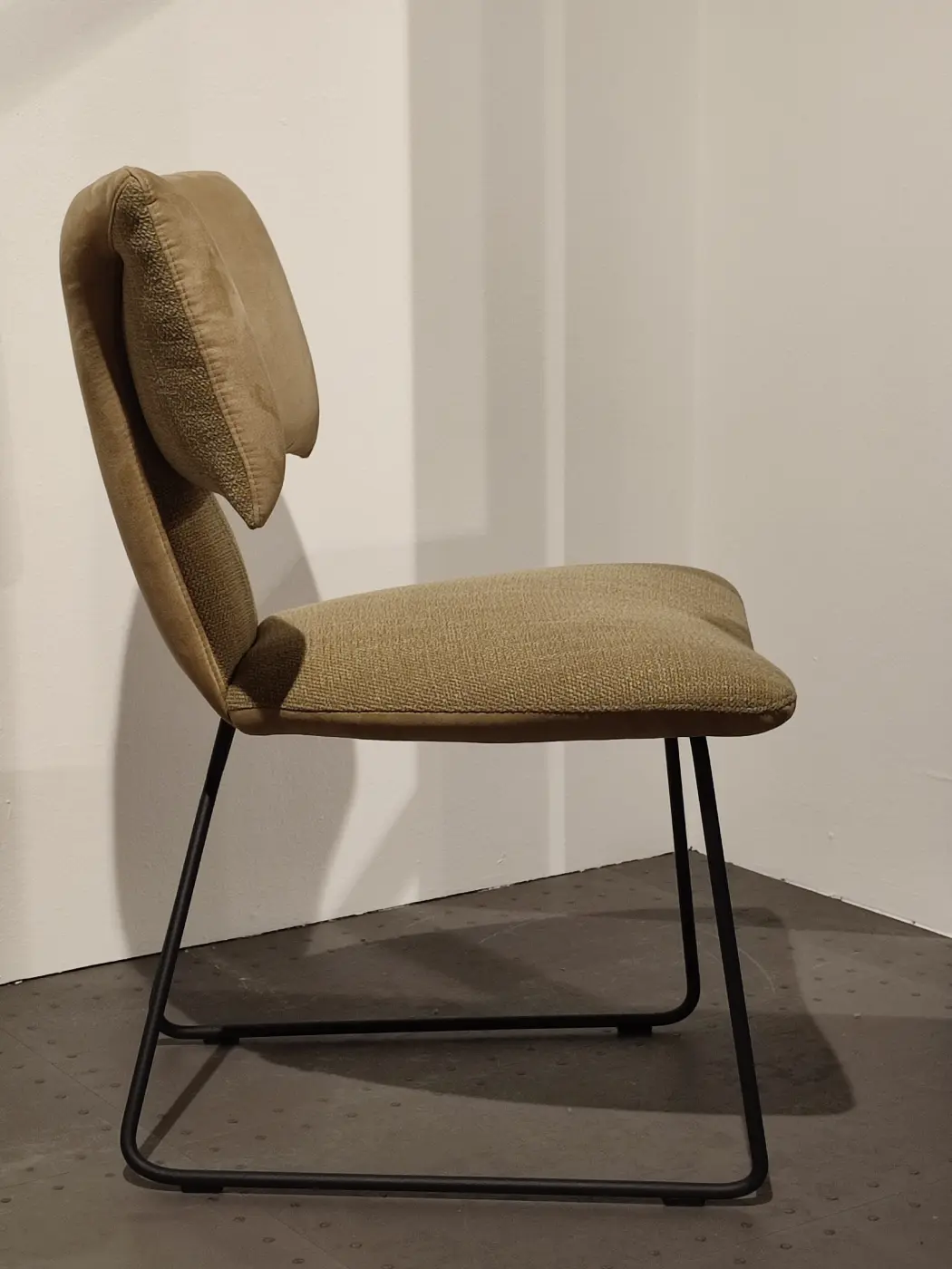Hartmann  Kufenstuhl Kilva Beige/anthrazit  matt