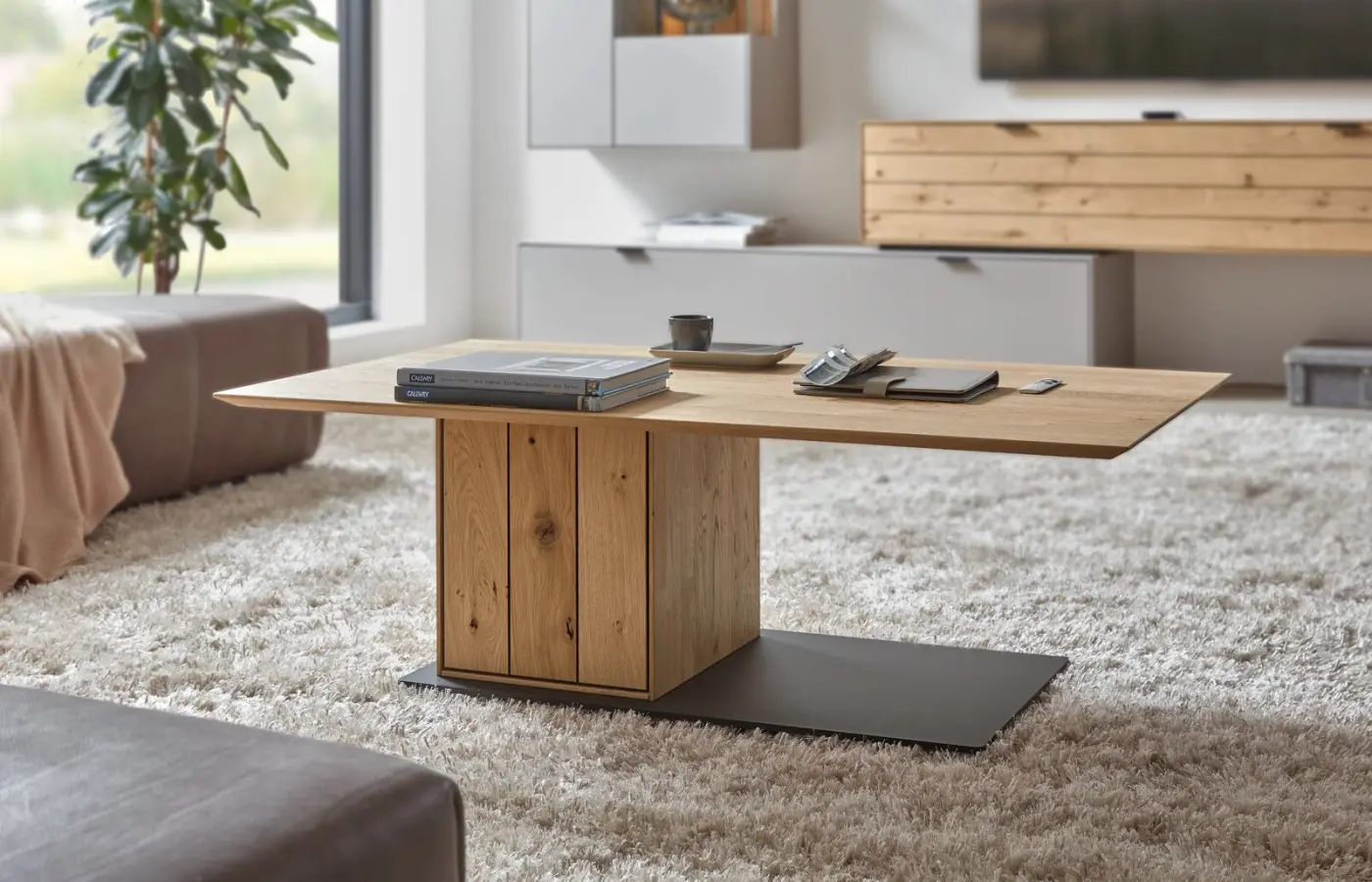Wöstmann  Couchtisch Serie  WM 2380 Wildeiche/Balkeneiche ca.  120 x 42 x 70cm