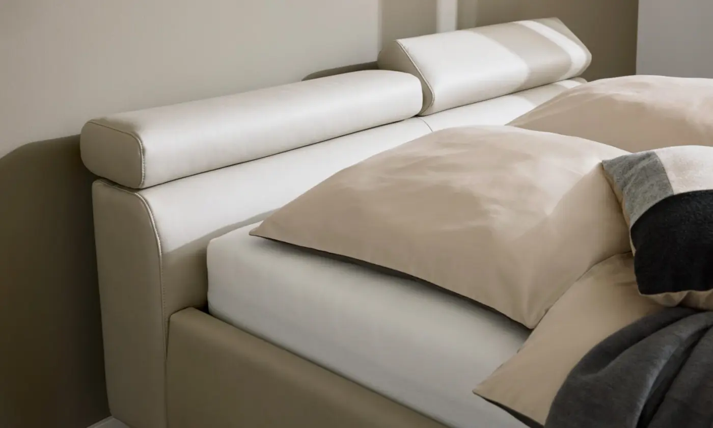Interliving Bett IL 1422 B hellgrau LF 180 x 200 cm