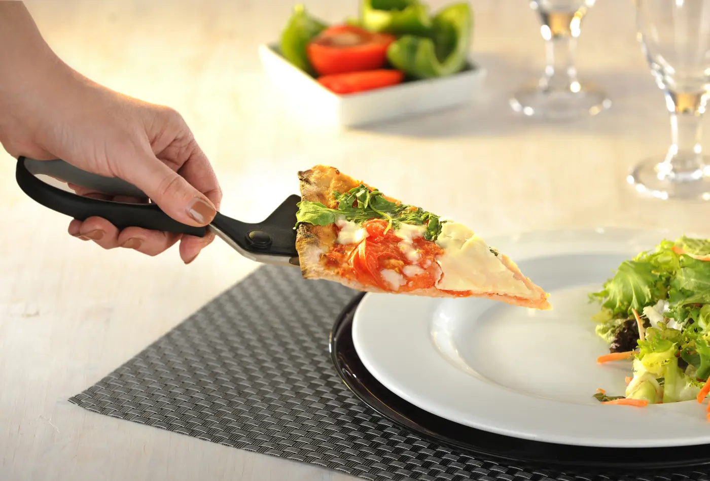 Gefu Pizzaschere PEZZO Schwarz, silber