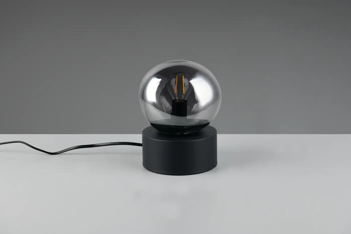 Interliving Tischleuchte Serie 9350 rauchfarbig