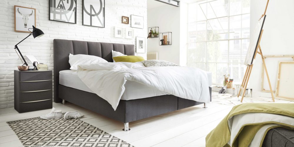 interliving-moebel-bett-doppelbett-boxspringbett-grau-modern-gemuetlich-2 interliving-moebel-bett-doppelbett-boxspringbett-grau-modern-gemuetlich-2