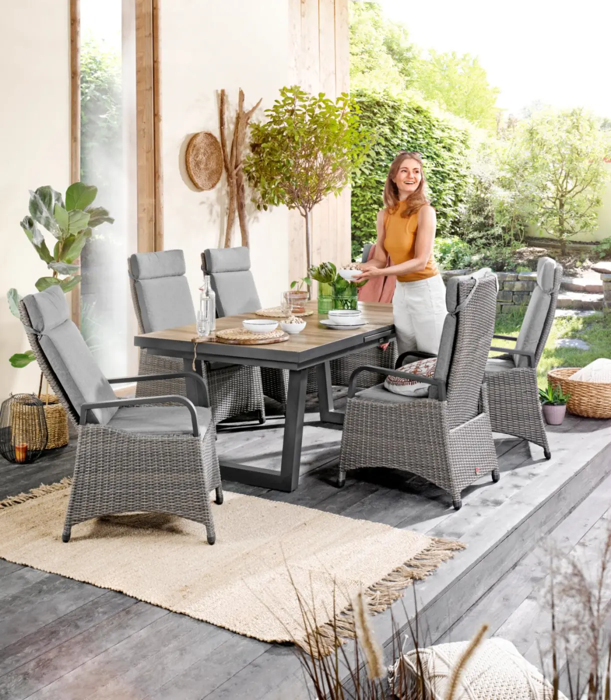 LC Garden Gartensessel Komido inklusive Rückenverstellung & Kissen anthrazit/graubraun