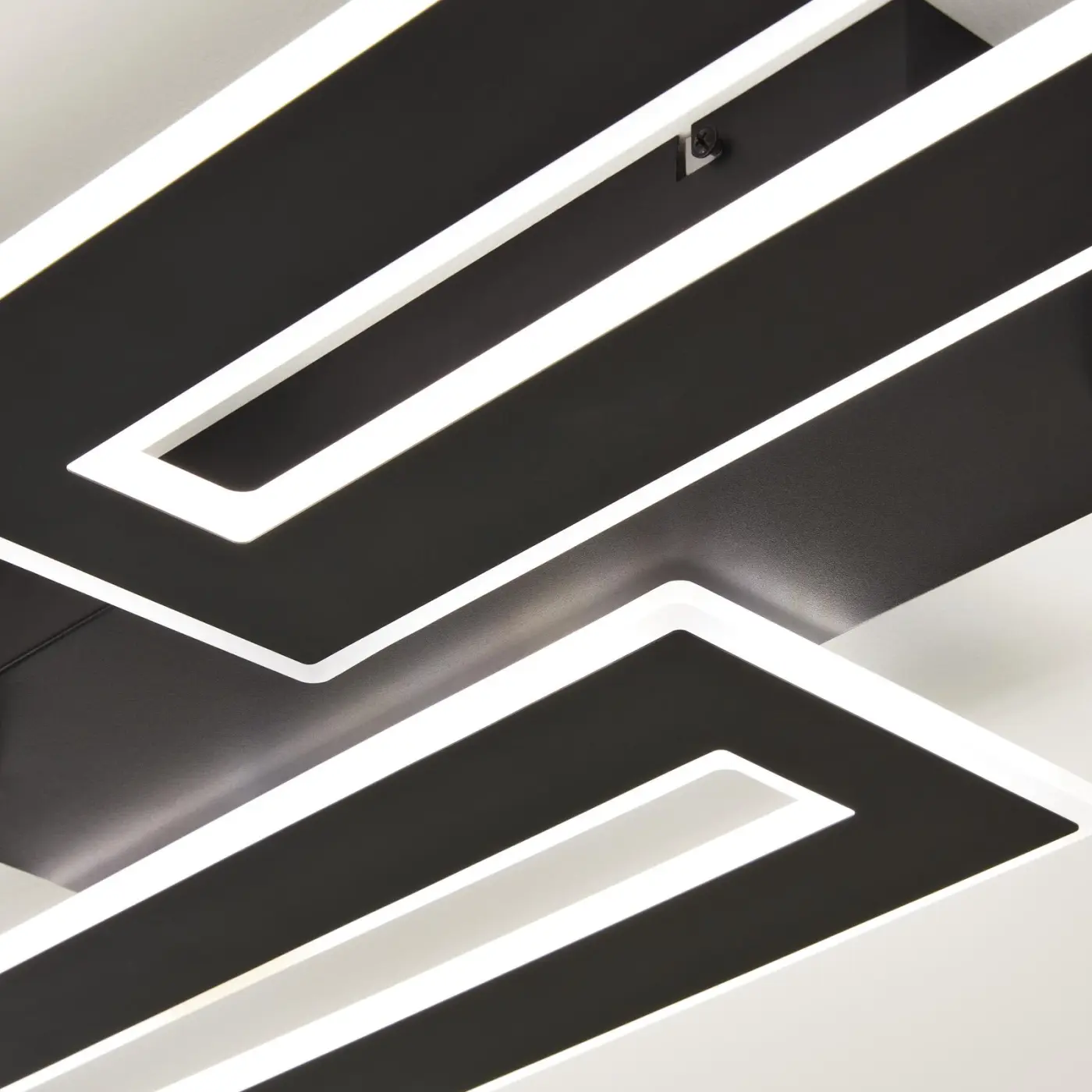 Interliving Deckenleuchte IL 9336 Schwarz