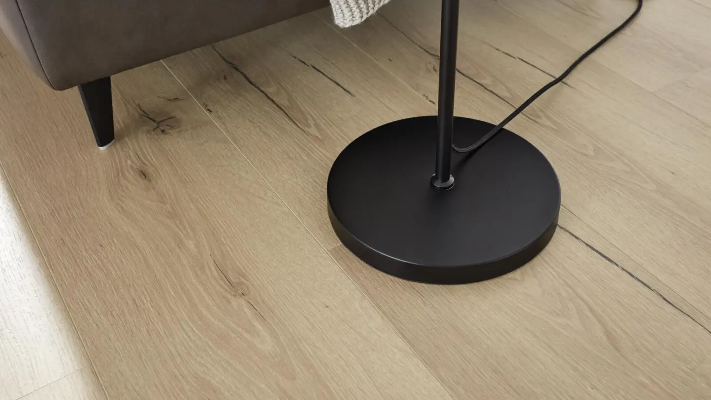 Interliving Stehleuchte IL 9333 Schwarz