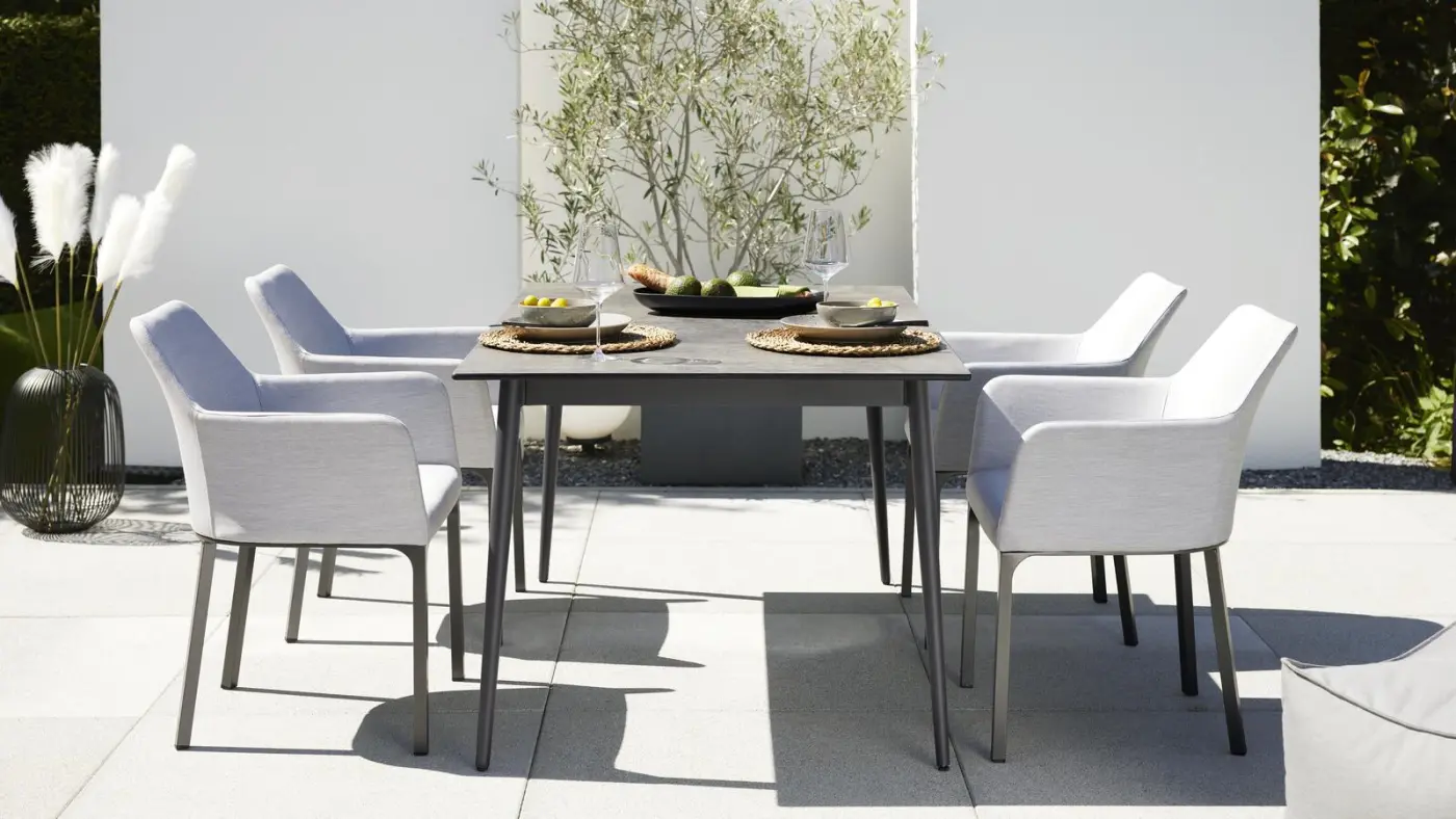Interliving  Tisch IL 7003  ZementOptik/anthrazit H / B / T ca. 76 x 95 x 160 cm