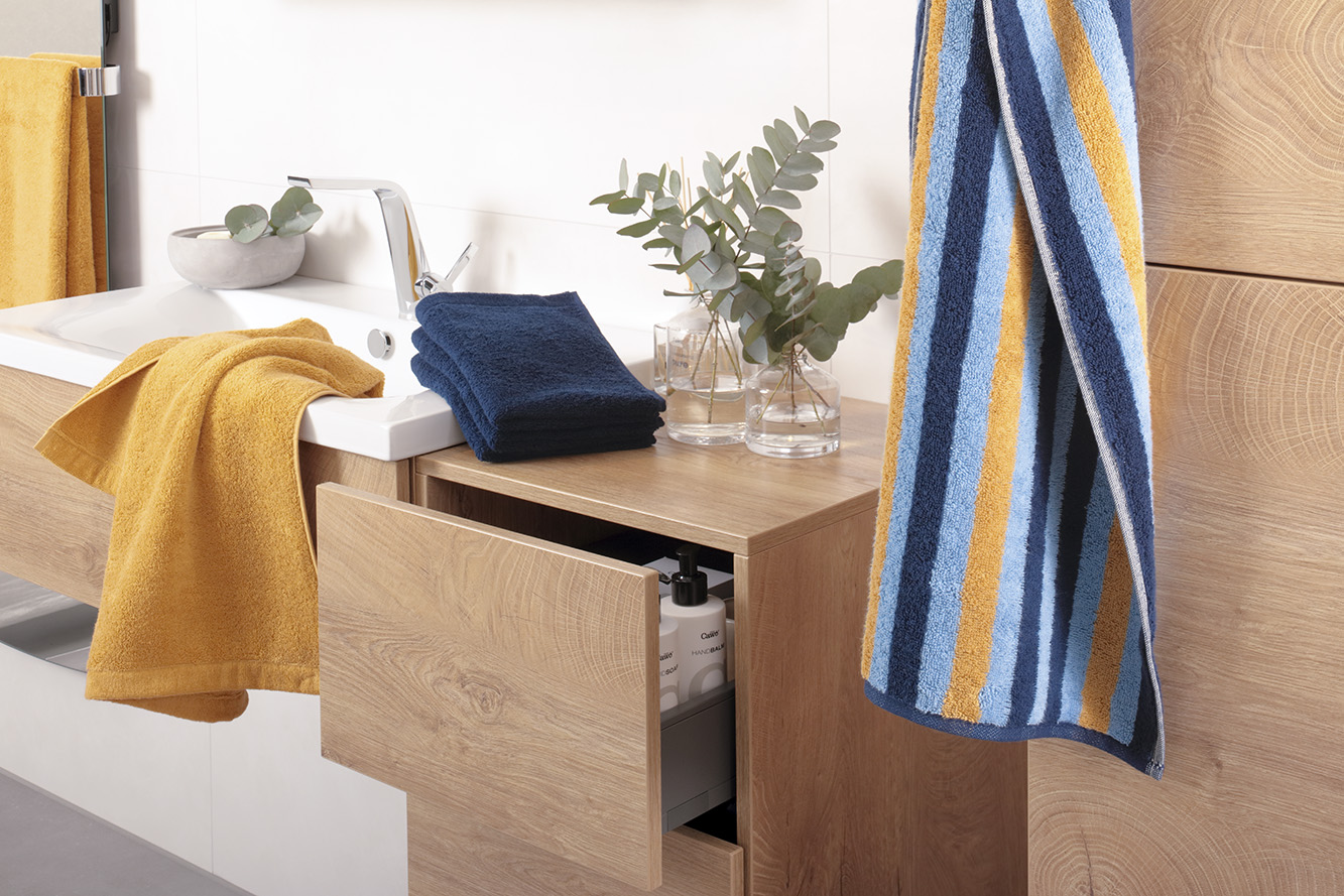 moebel-berta-cawoe-handtuch-bademantel-bad-trend