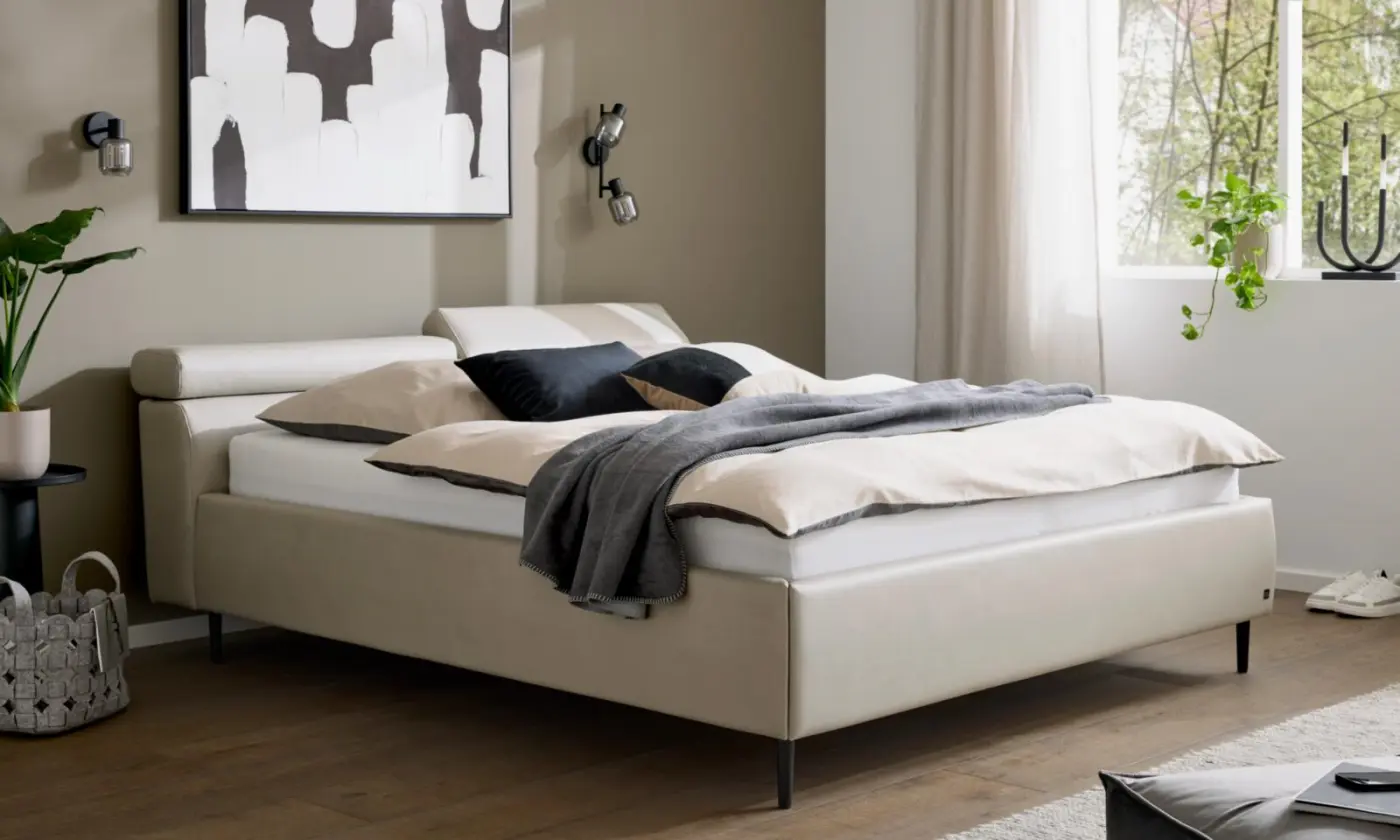 Interliving Bett IL 1422 B hellgrau LF 180 x 200 cm
