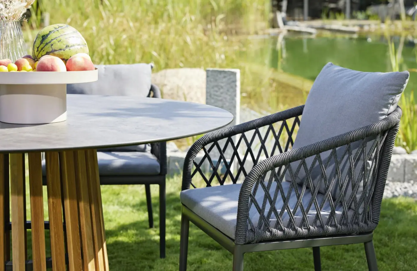 Interliving  Armlehnstuhl Serie 7004 dunkelgrau  