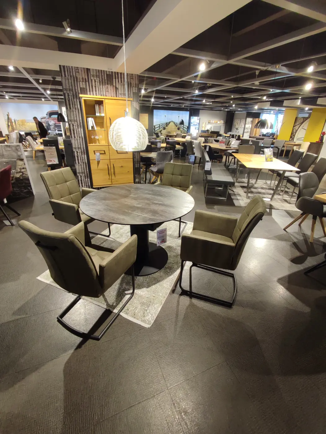Interliving Tischgruppe Serie 5104 schwarz/grün