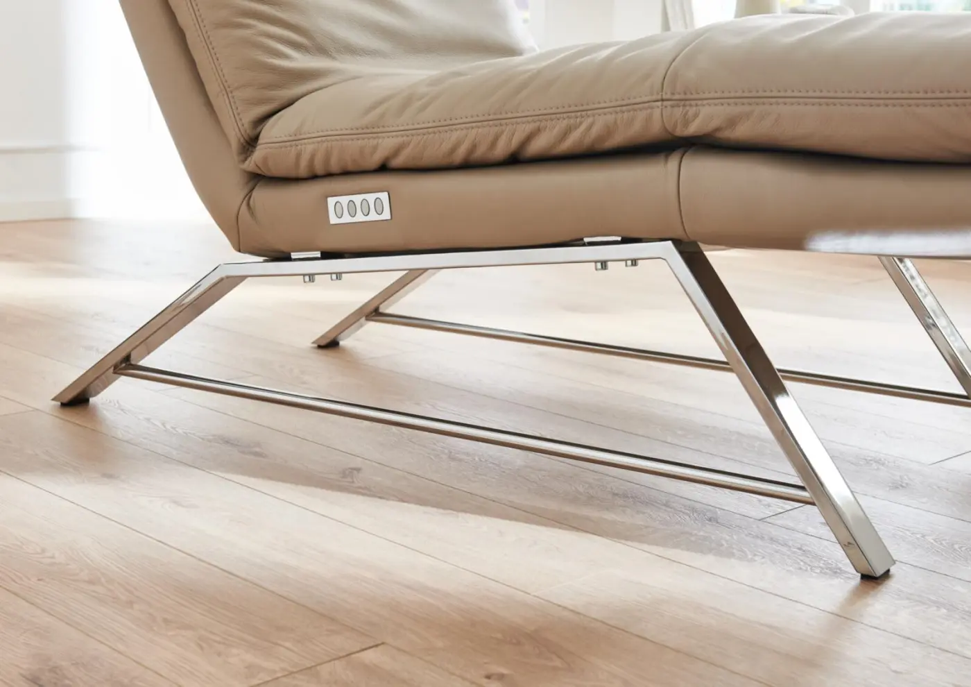 Willi Schillig Relaxliege mit Motor 47000 - daily dreams mit Motor Leder uni stone