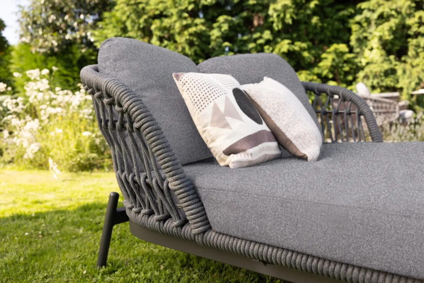 Interliving Doppelliege Serie 7013 anthrazit ca. 163,5 x 148 x 82,5cm