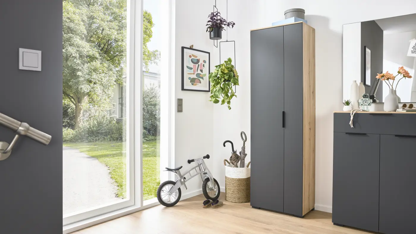 Interliving Garderobenkombi Serie 6012 Anthrazit Asteiche Dekor