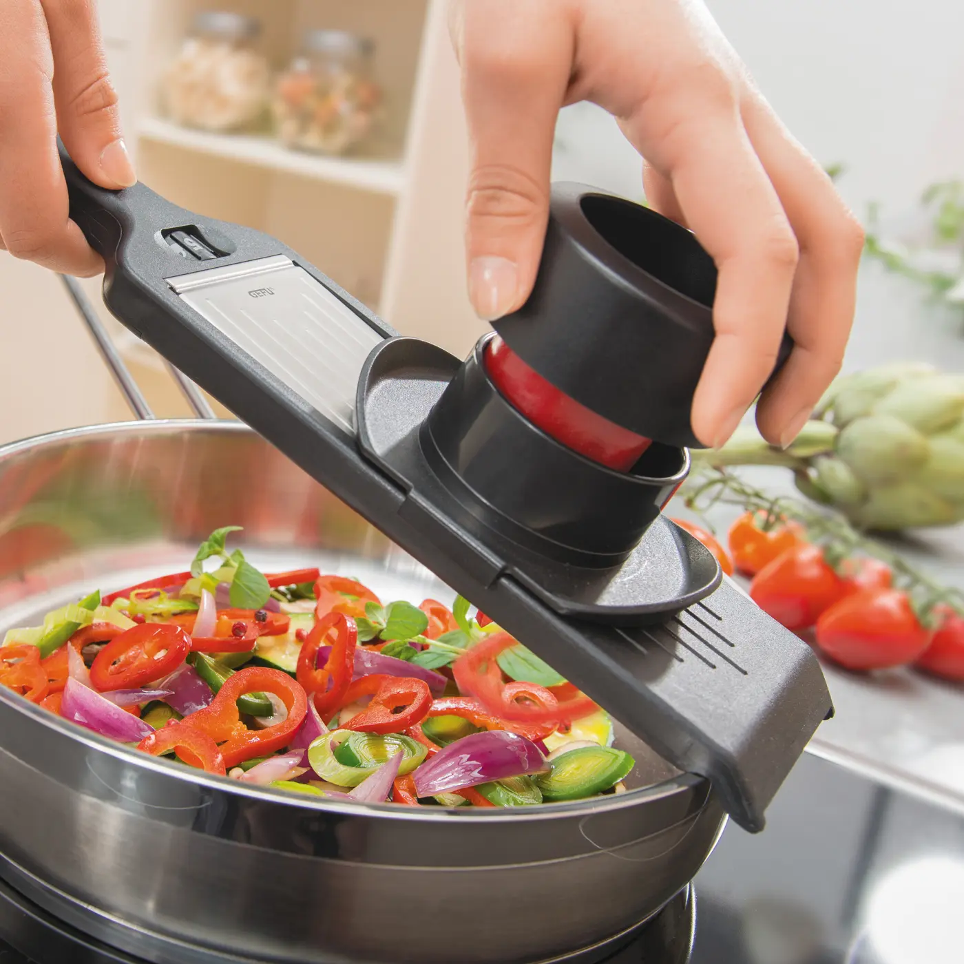 Gefu V-Hobel VIOLI® Schwarz, silber