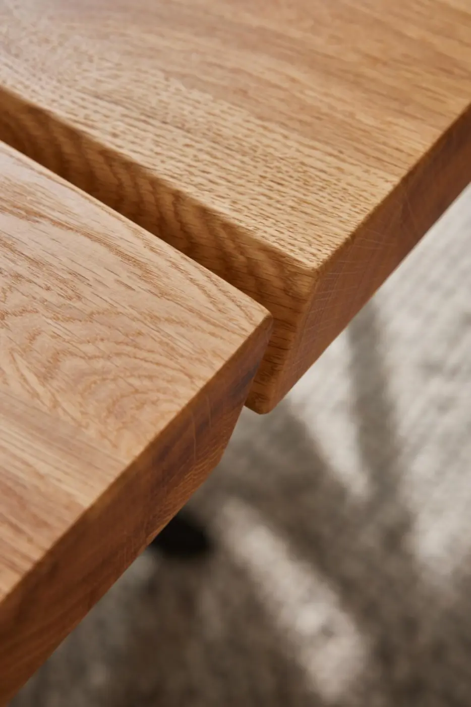 Interliving  Design-Baumtisch Serie 5118 Charaktereiche massiv geölt ca. 200 x 100 cm