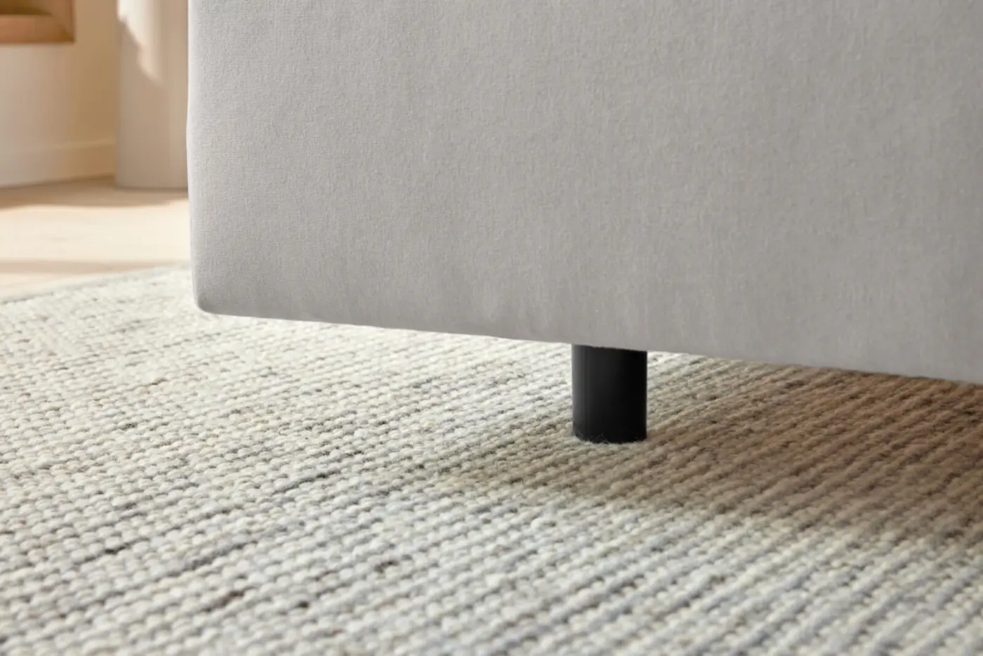 Interliving Boxspringbett Serie 1420 mit Topper natur LF 180 x 200 cm 