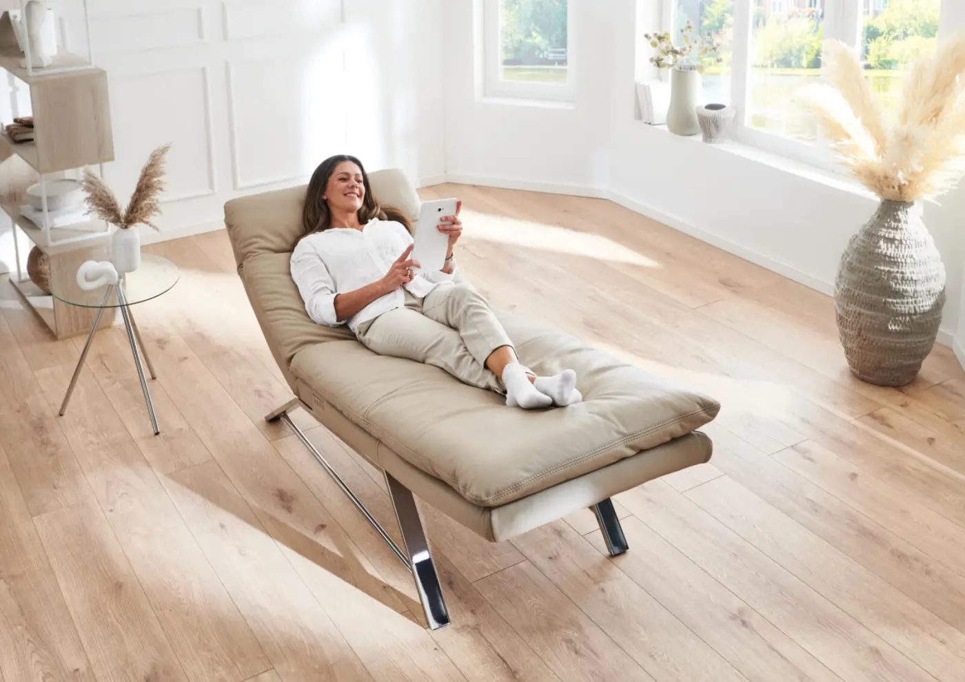 Willi Schillig Relaxliege mit Motor 47000 - daily dreams mit Motor Leder uni stone