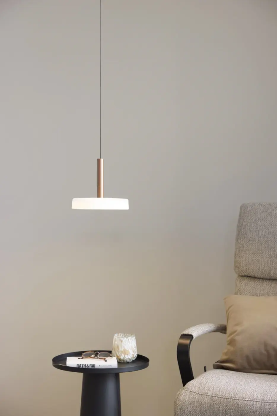 Interliving Pendelleuchte Serie 9351 Hellgrau