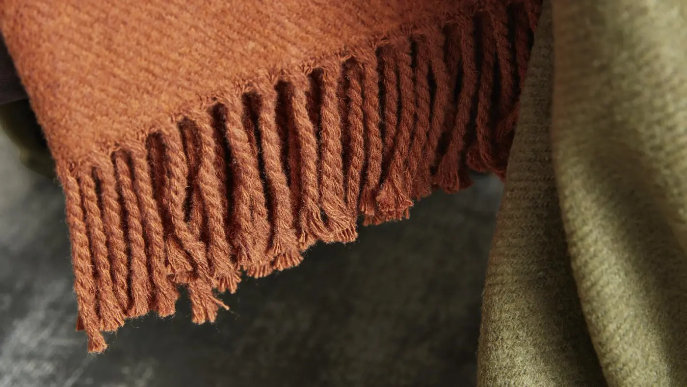 Interliving Wohndecke uni Serie 9109  cognac 150x200 cm