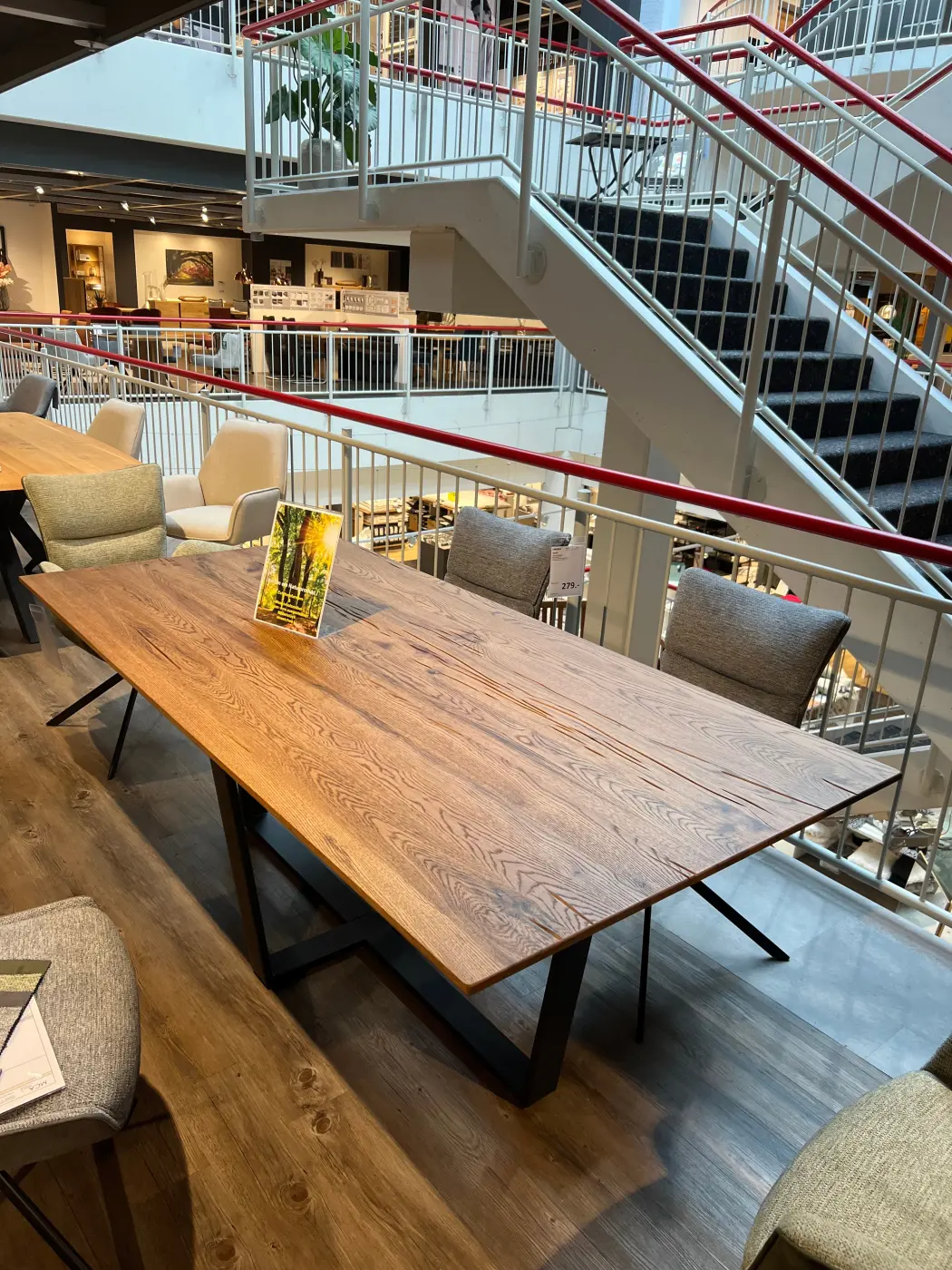 Interliving Esstisch Serie 5107 Balkeneiche antik ca. 200 x 100 cm