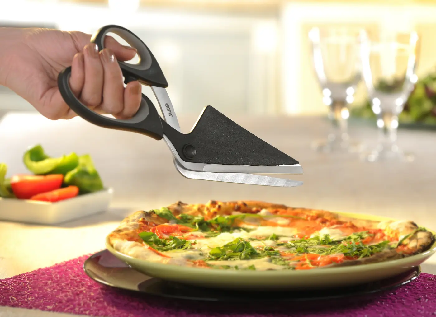 Gefu Pizzaschere PEZZO Schwarz, silber