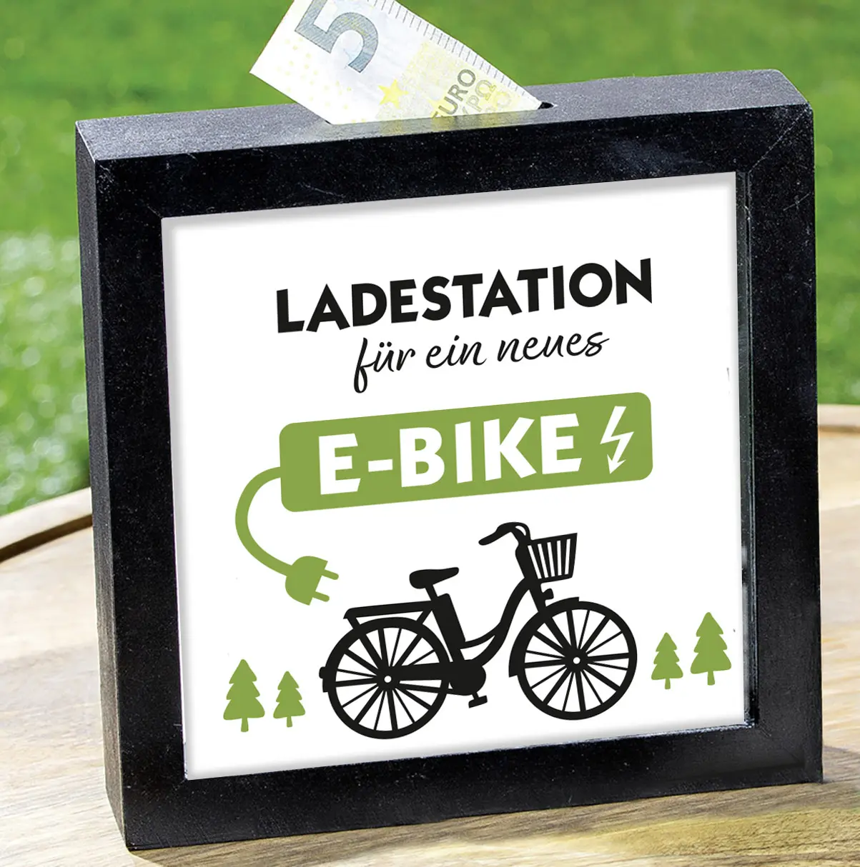 Gilde Handwerk Spardose "Fahrradliebe" - "Ladestation für ein neues E-Bike"